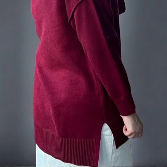 Philosophy Deep Red Knit Top - Picture 2 of 6